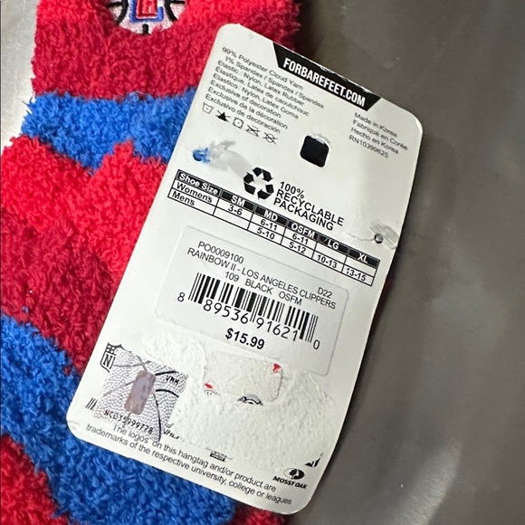 2-Pack of Los Angeles Clippers Fuzzy Socks NWT OSFM - Picture 3 of 3